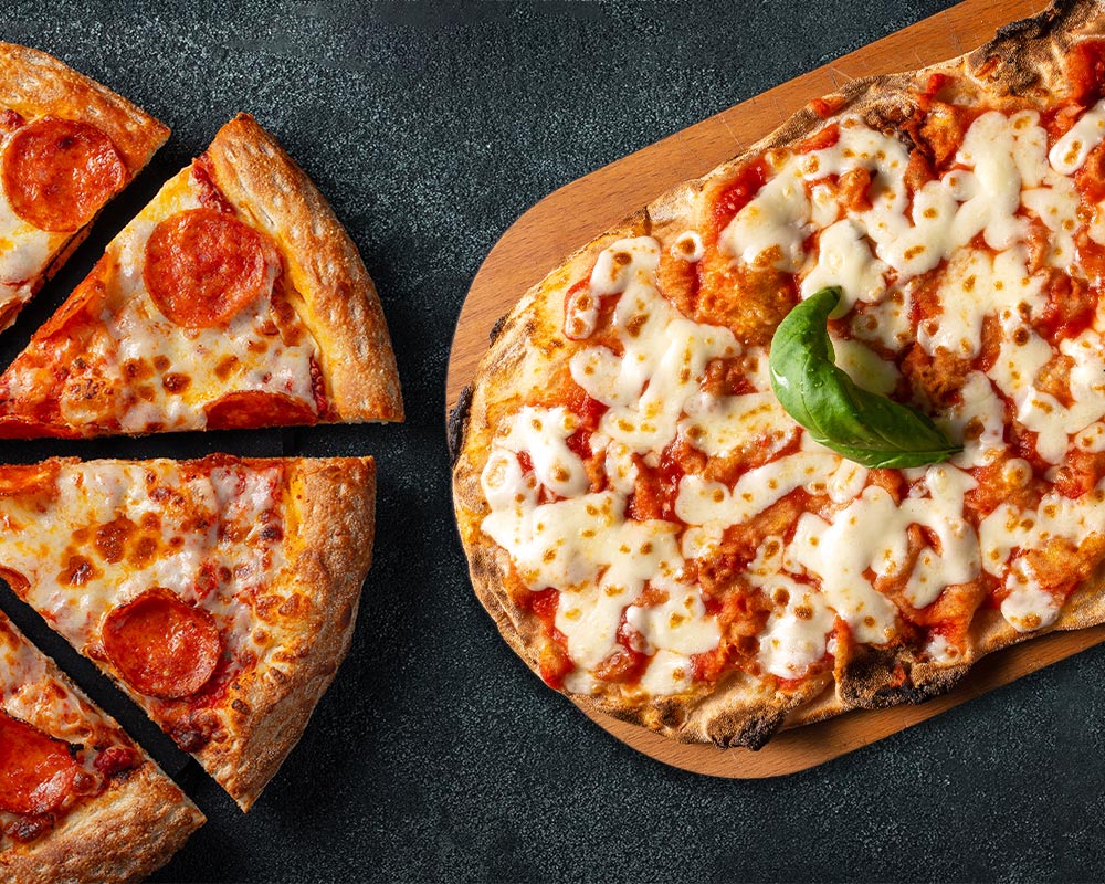 Qual è la differenza tra pinsa e pizza